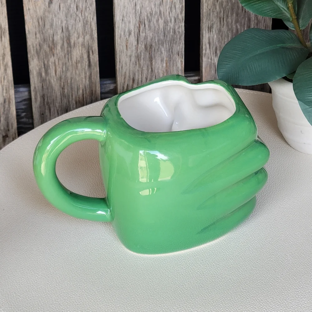 Incredible Hulk Green Oversized Fist Mug- Marvel - Picture 4 of 10